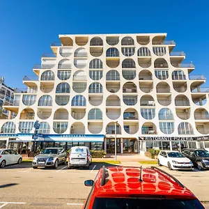 https://apartamento-frente-del-mar-empuriabrava.catalonia-hotels.com
